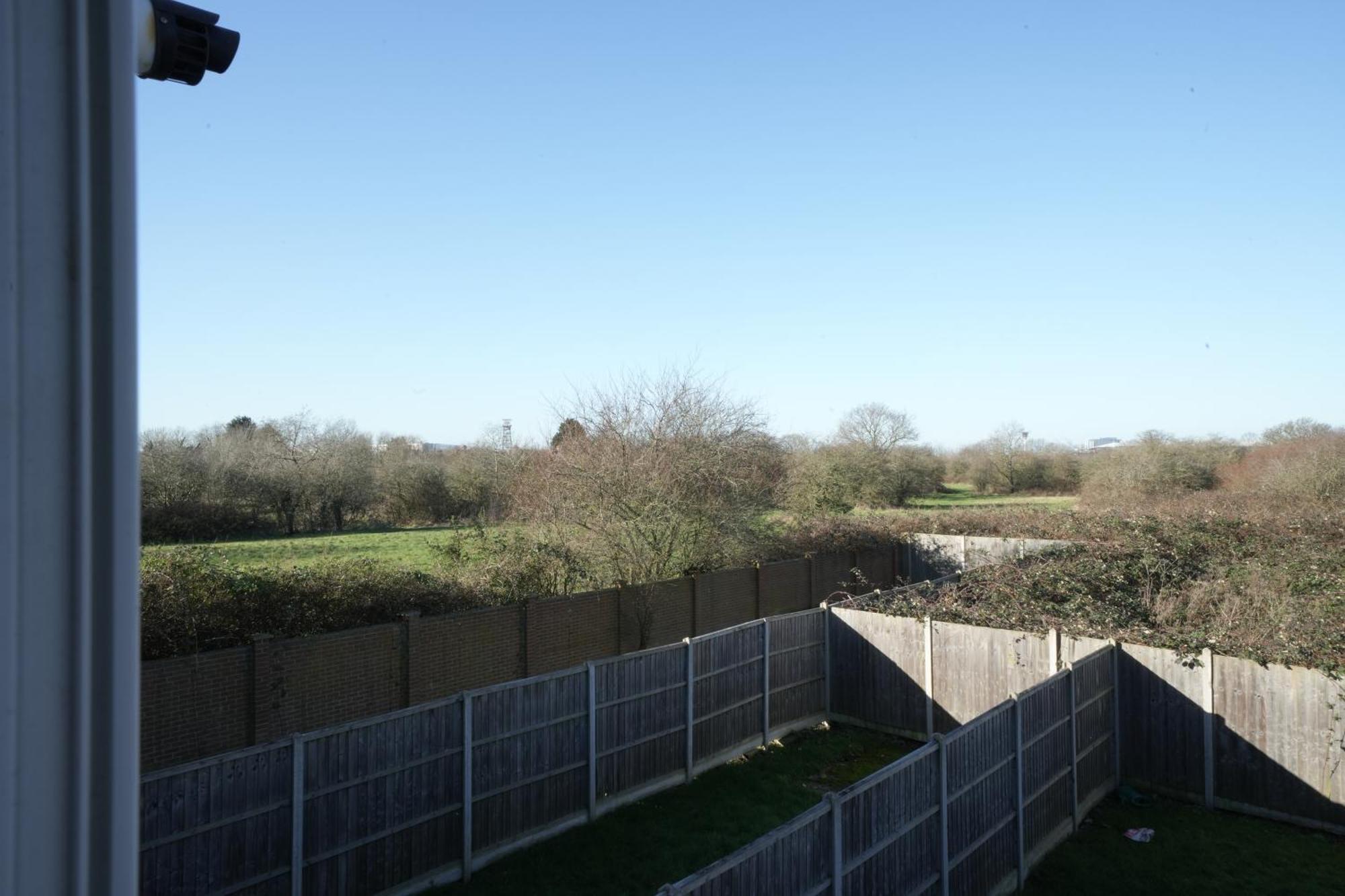 Hatton Apartments Heathrow Airport- Free Parking-Free Underground To And From Heathrow Airport Hatton Cross See Picture-See London Fast Hatton Cross To Central London 30Min Exteriör bild